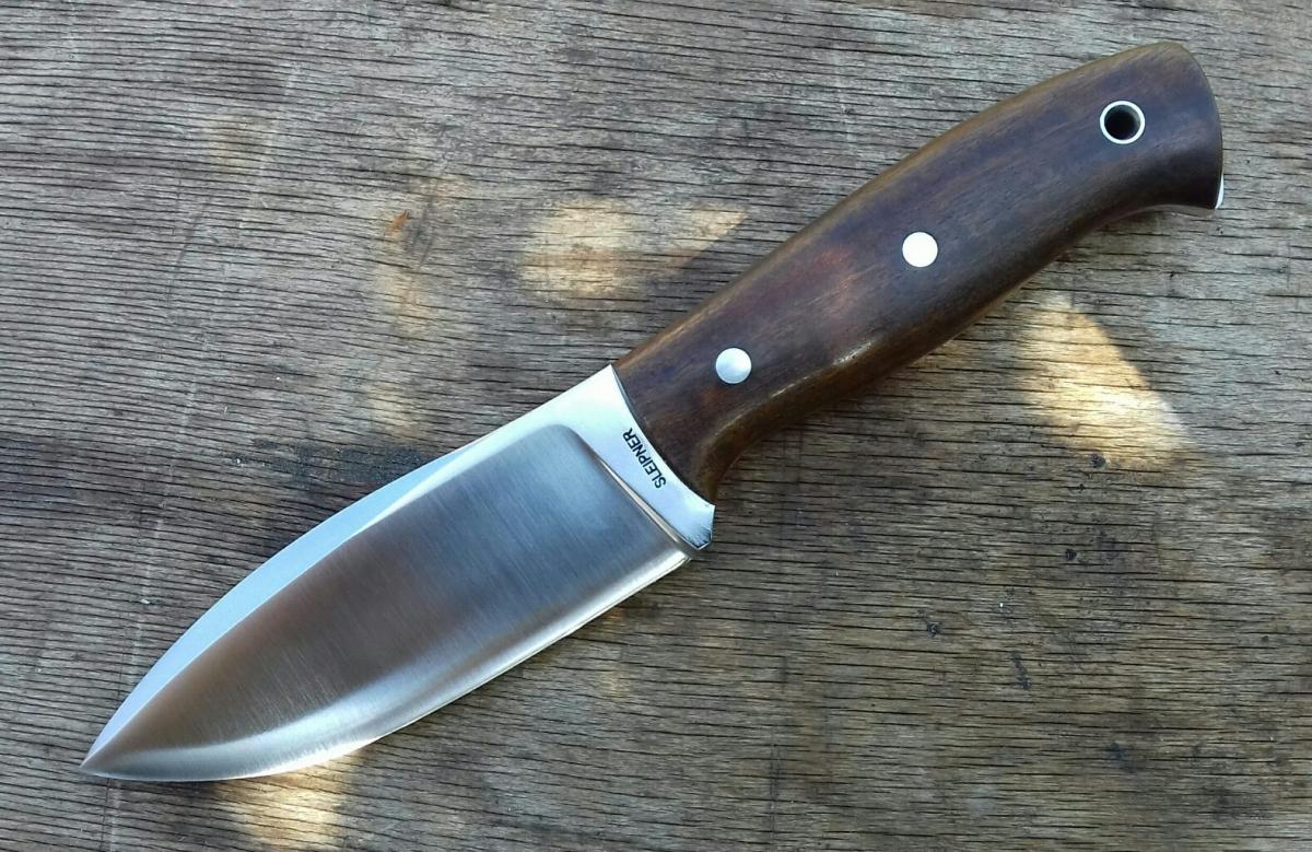 VasKos bushcraft kés 8